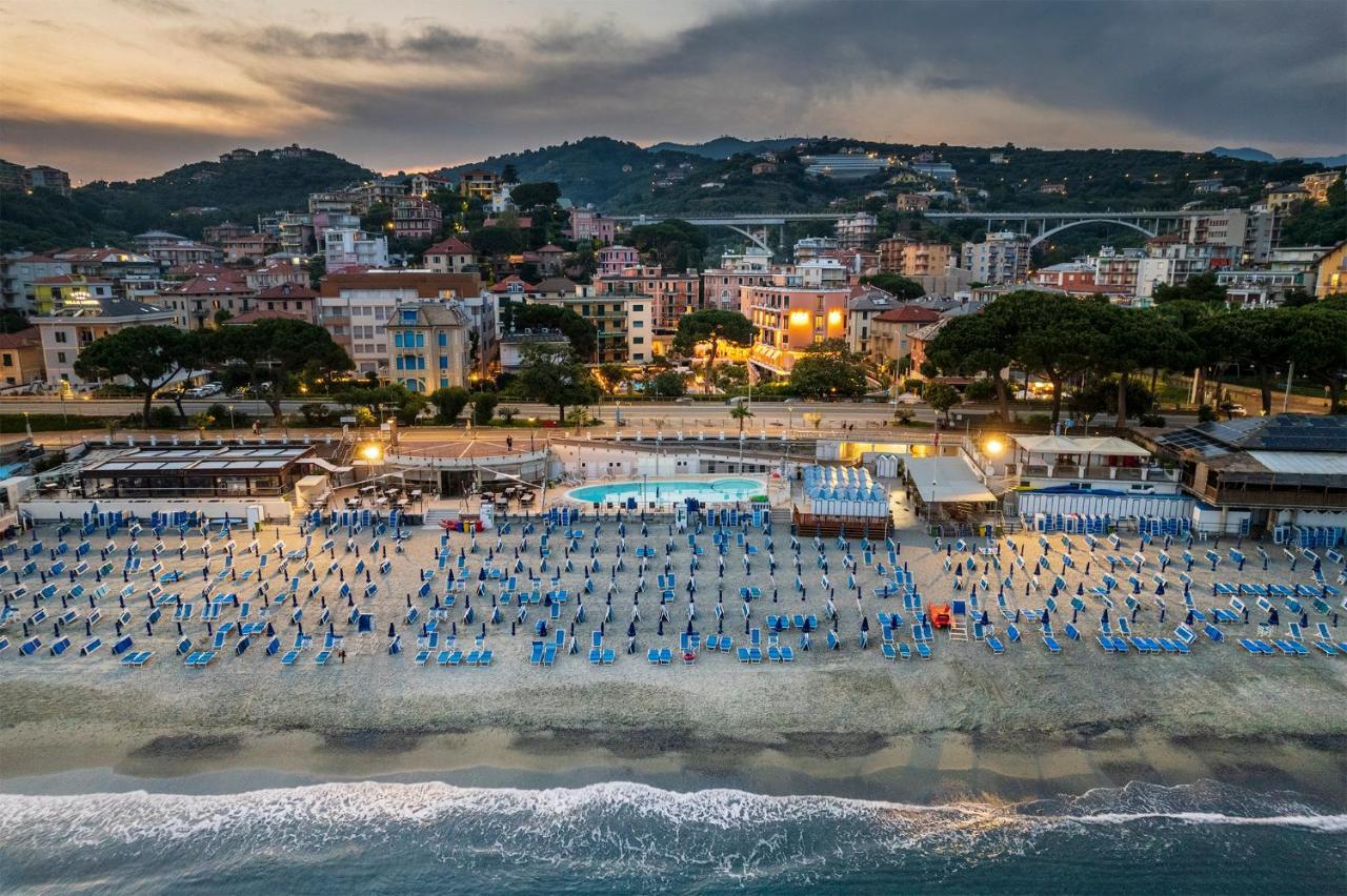 Hotel San Michele Celle Ligure Esterno foto