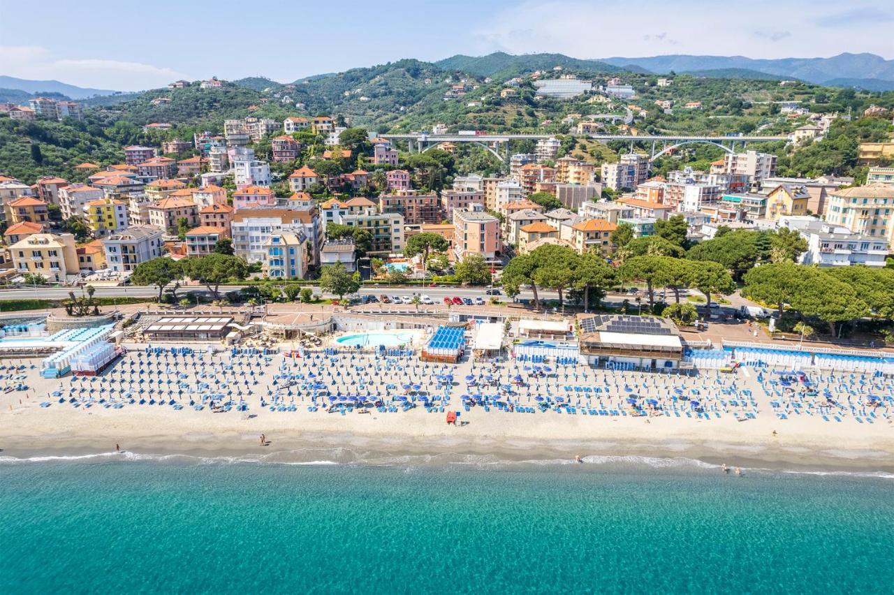 Hotel San Michele Celle Ligure Esterno foto