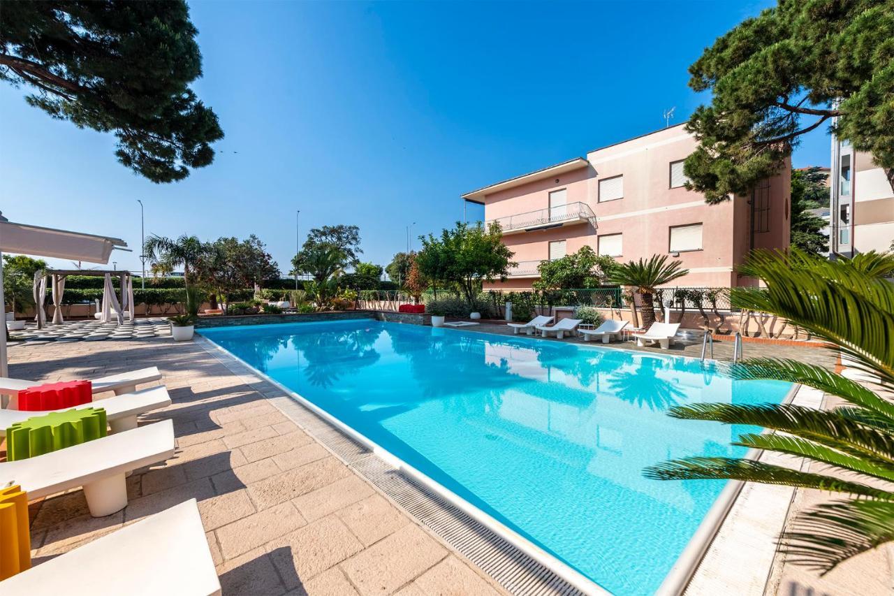 Hotel San Michele Celle Ligure Esterno foto