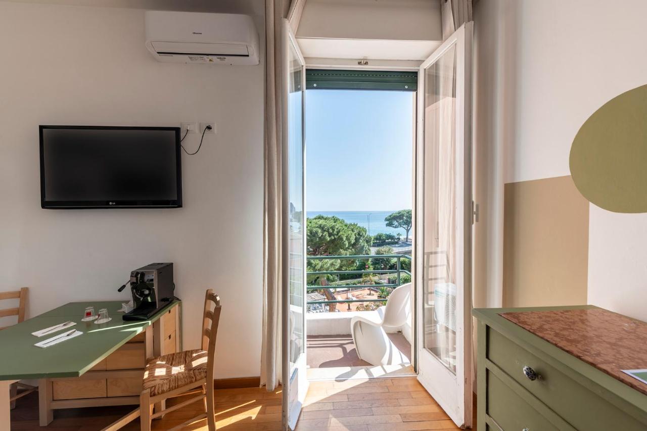 Hotel San Michele Celle Ligure Esterno foto