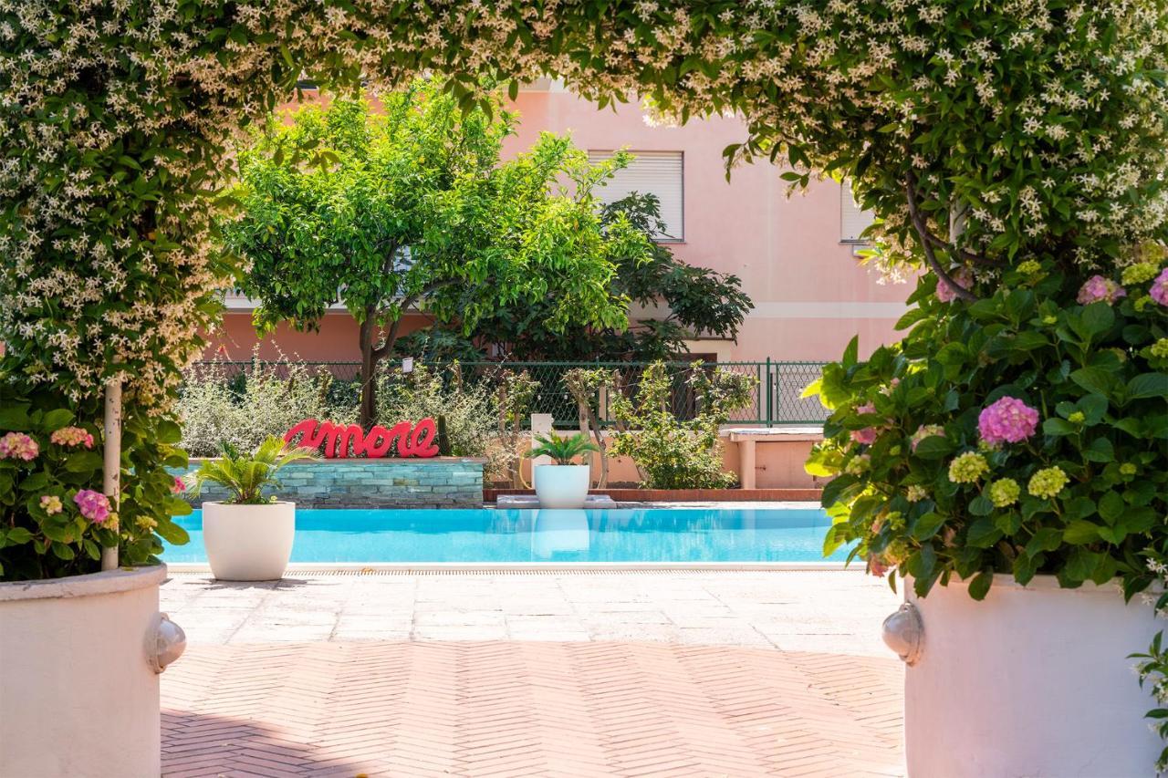 Hotel San Michele Celle Ligure Esterno foto